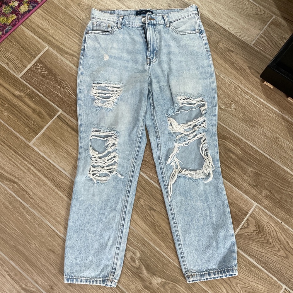 Aeropostale Women’s Mom Jean’s Size 8